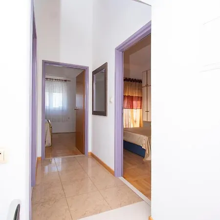 Holiday House Castell Andreis Jadrtovac