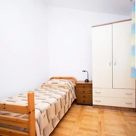 Holiday House Castell Andreis