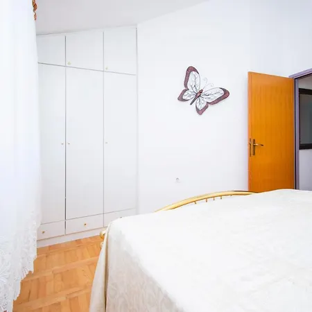 Holiday home Holiday House Castell Andreis